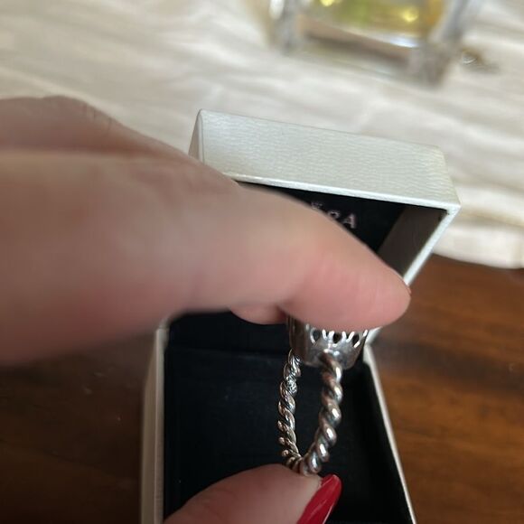 Pandora Twisted Silver Ring Mother of Pearls Sz 7 with original box Impeccable - Picture 10 of 11